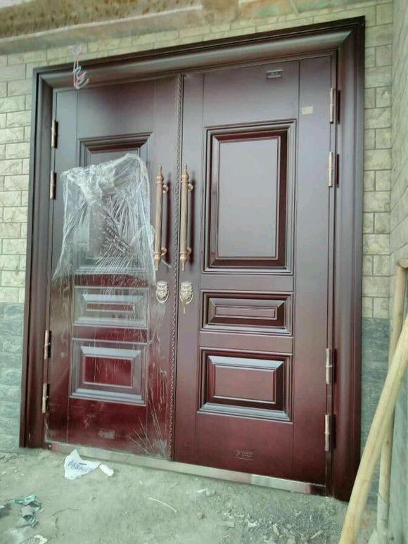 小伙花50萬為父母建別墅養(yǎng)老，卻被網(wǎng)友噴慘了