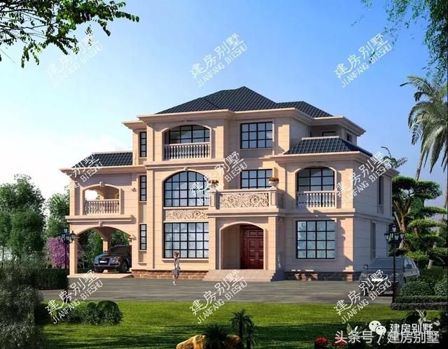 三層豪宅別墅圖，第一棟配開放式車庫，第二棟設電梯井