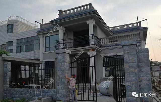 做毛坯花了50萬(wàn)，裝修花了20萬(wàn)，這套2層別墅，驚艷了十里八鄉(xiāng)