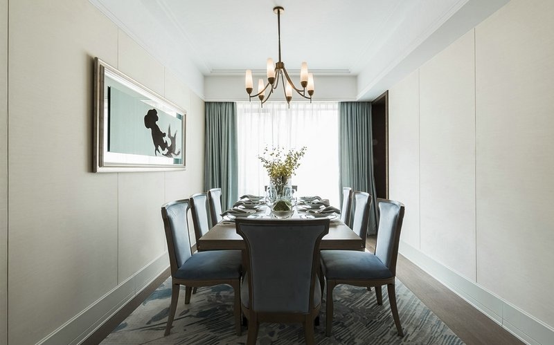 120平米的房子裝修成歐美風(fēng)情的風(fēng)格，受到大家的熱烈追捧