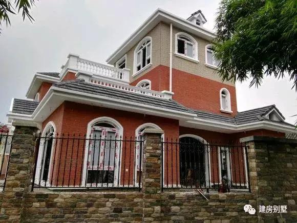 55萬(wàn)建成的三層別墅設(shè)計(jì)圖，神似城堡，別人看了都想仿建