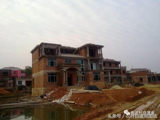 30萬的別墅設計圖，10年增值了4倍，現在都有人照著建