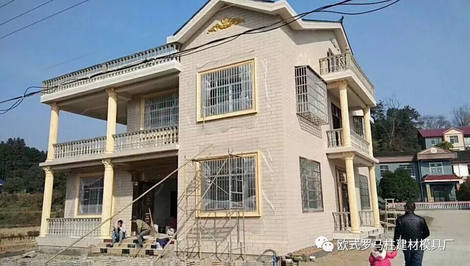 水泥藝術(shù)圍欄模具越來(lái)越流行，給城市和農(nóng)村增添色彩