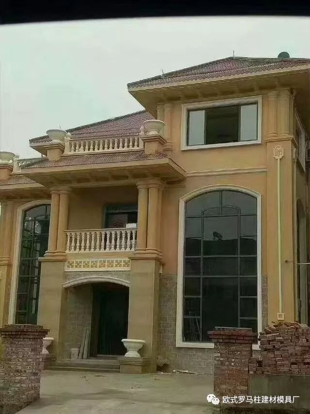 水泥藝術(shù)圍欄模具越來(lái)越流行，給城市和農(nóng)村增添色彩