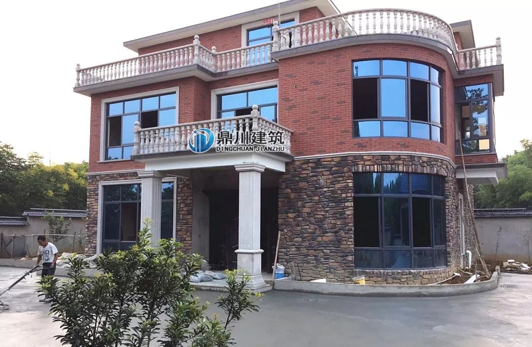 農(nóng)村自建房羅馬柱怎么做？GRC水泥預制、模板現(xiàn)澆羅馬柱