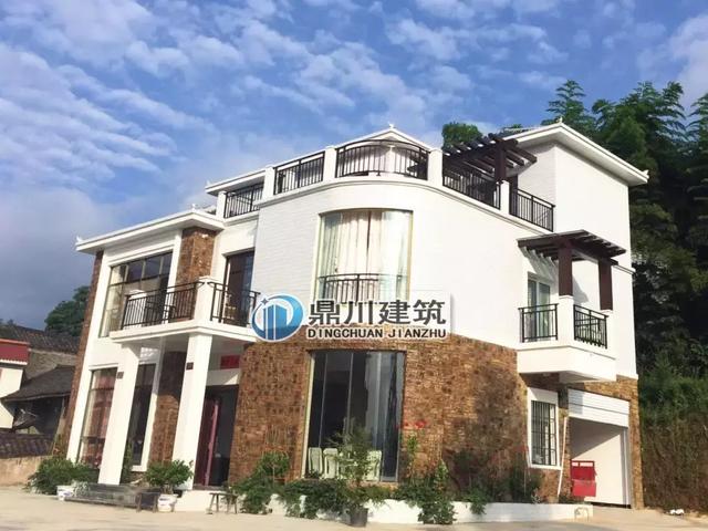 一套別墅，兩種布局設計，三層簡歐風格的別墅設計圖，造價只要28萬，建好驚艷鄰里鄉親