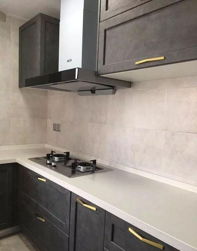 偏美式風格裝修，裝修4個多月，最滿意客廳裝修，榻榻米美觀又實用