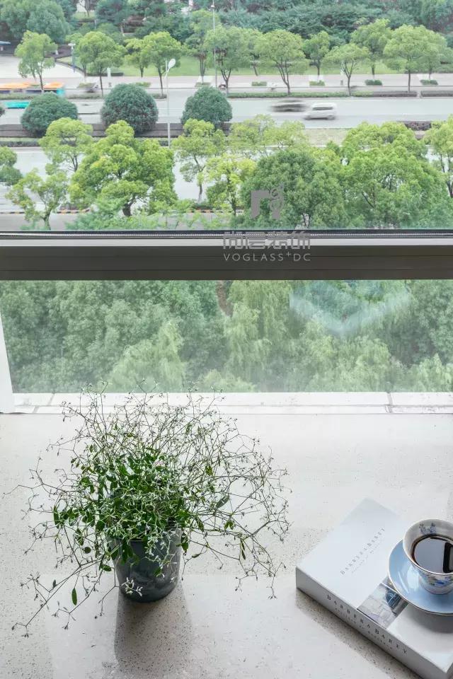 290平復式別墅實景設計：世界之遠，其實不過是晝夜、廚房與愛