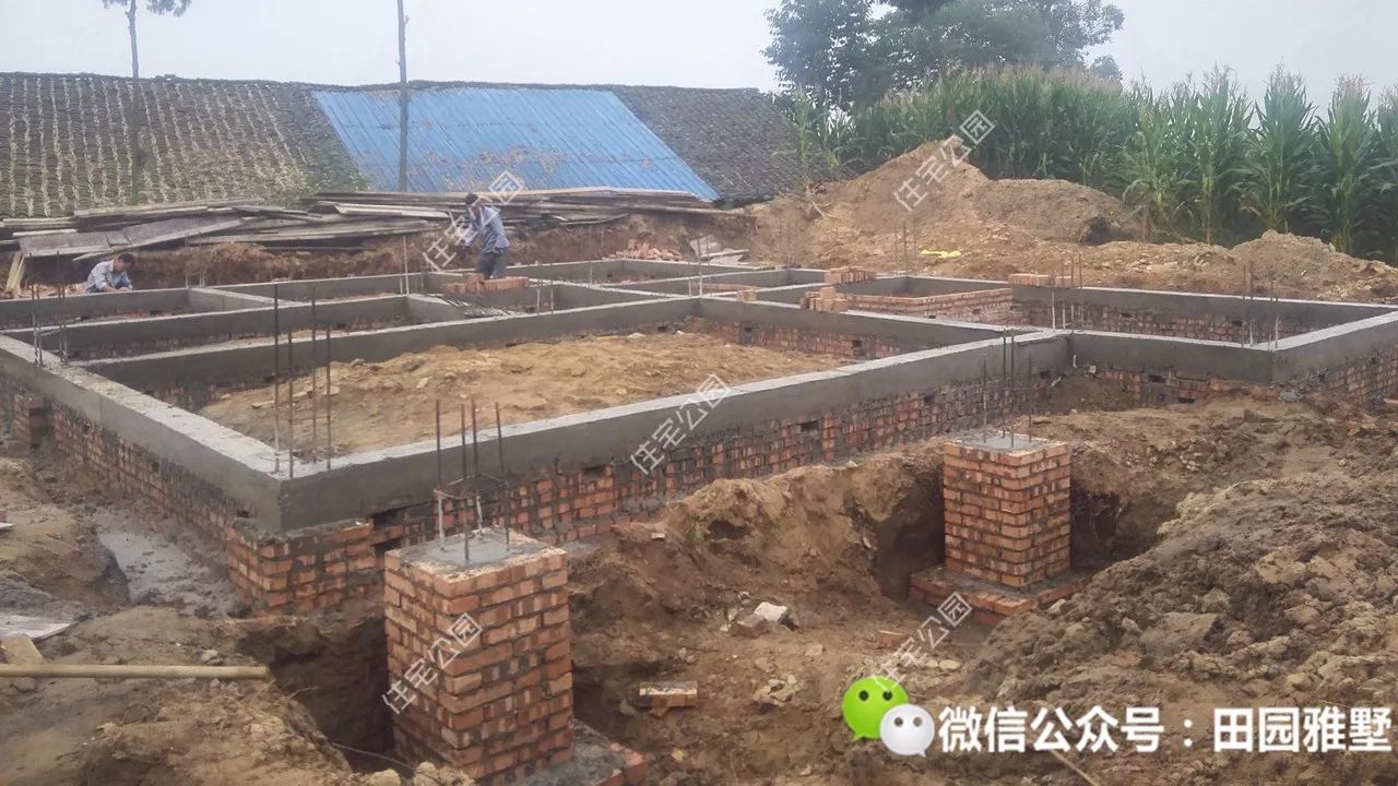 明星戶型神還原，37萬不僅路修好房建成，還把裝修化糞池也搞定了？丨施工隊作品展