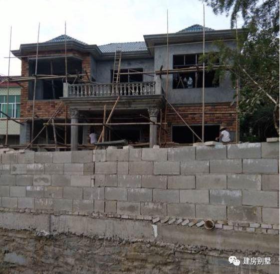 農村二層自建小別墅，主體建成才30萬，每個人都能擁有