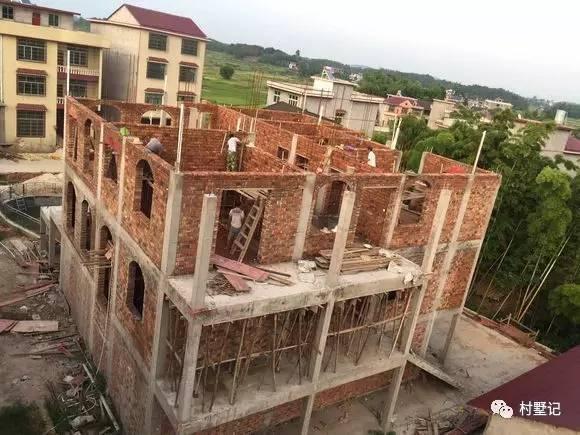 農村自建三層別墅設計圖，戶型合理，居住舒適，讓你有一套屬于自己的房子