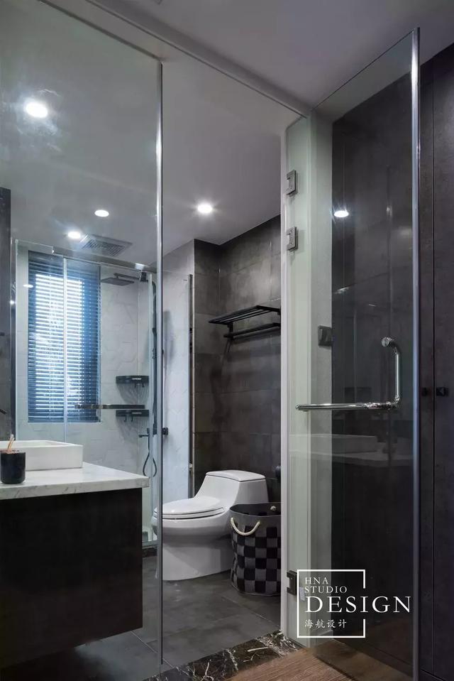 這套150㎡現(xiàn)代極簡灰，簡練魅力，個性美感！