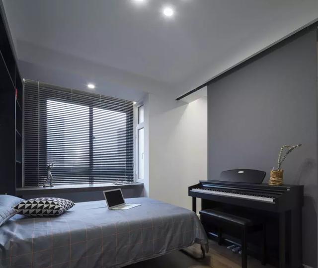 這套150㎡現(xiàn)代極簡灰，簡練魅力，個性美感！