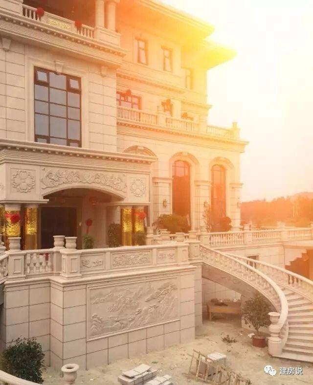 3款三層豪華歐式別墅，帶酒窖和電梯，高端大氣上檔次！