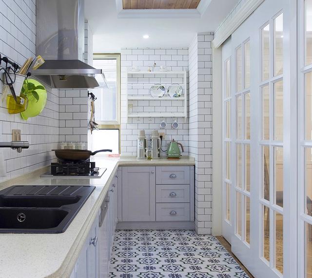 200平美式風格裝修，特別喜歡家里的后花園，可以享受花開的好時光。