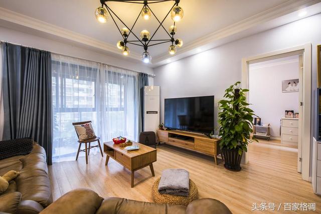 90后用92平裝修成現代簡約風格，花費了10萬，閨蜜看了都舍不得走。