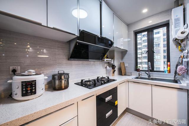 90后用92平裝修成現代簡約風格，花費了10萬，閨蜜看了都舍不得走。