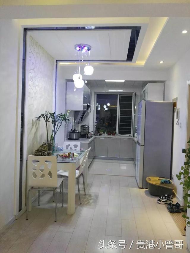 曬曬剛完工的105平方米的新房，現(xiàn)代簡約的風(fēng)格，效果真漂亮，電視墻最為亮眼