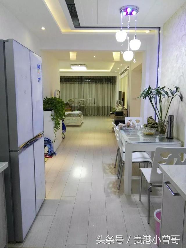 曬曬剛完工的105平方米的新房，現(xiàn)代簡約的風(fēng)格，效果真漂亮，電視墻最為亮眼