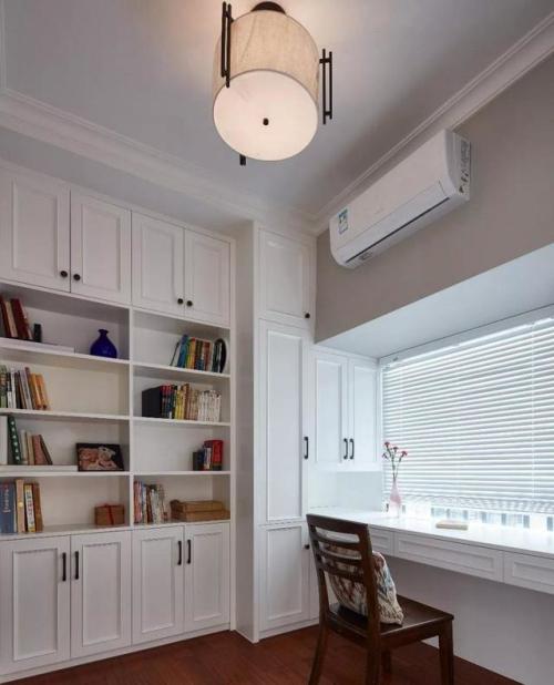 老公堅持用30萬裝修房子，設計風格是簡約和地中海的混搭，效果特別好，飄窗最為亮點