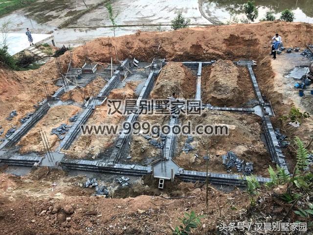 三層別墅設計圖，15X14米，選用磚混結構，施工簡單，造價經濟