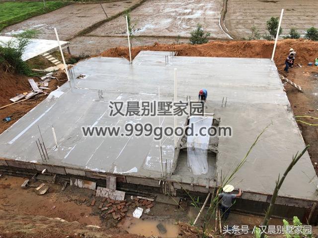 三層別墅設計圖，15X14米，選用磚混結構，施工簡單，造價經濟