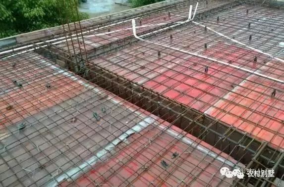 小伙回老家自建4層現代別墅，霸氣側漏，分享施工日志