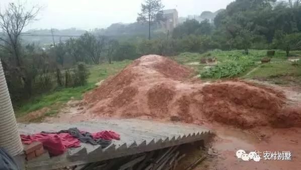 小伙回老家自建4層現代別墅，霸氣側漏，分享施工日志