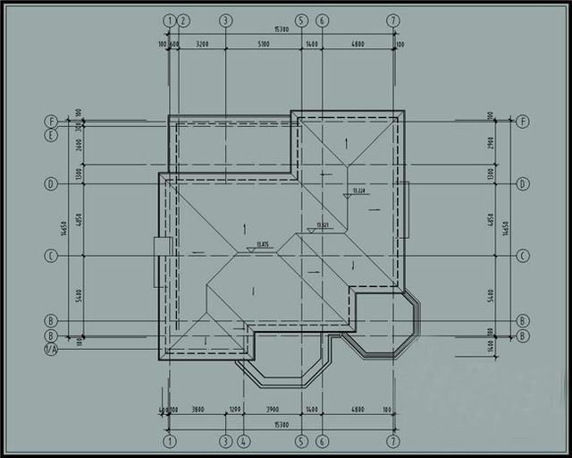 精致典雅的三層歐式別墅設計圖，高檔大氣上檔次，在整個村里別人的房子只能成為配角。