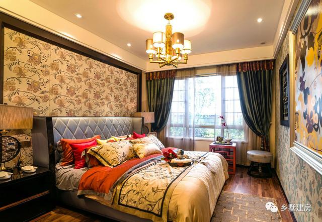 三層別墅設(shè)計(jì)圖  配電梯，內(nèi)部空間更寬敞，環(huán)境更清新 讓我們看看農(nóng)村自建房究竟有多美呢？