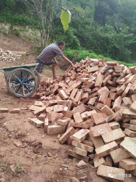 農村小伙自建一層小別墅過程全直播，自建房的可以看看哦