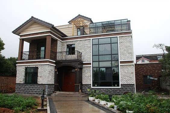 三層農村自建房，戶型方方正正，布局合理，高端大氣，有面子，造價30萬。