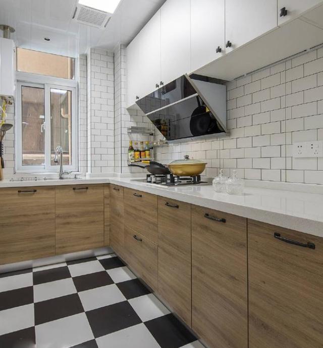 新房100平簡歐風(fēng)格裝修完成，簡單大方，臥室溫馨舒適，太美了。