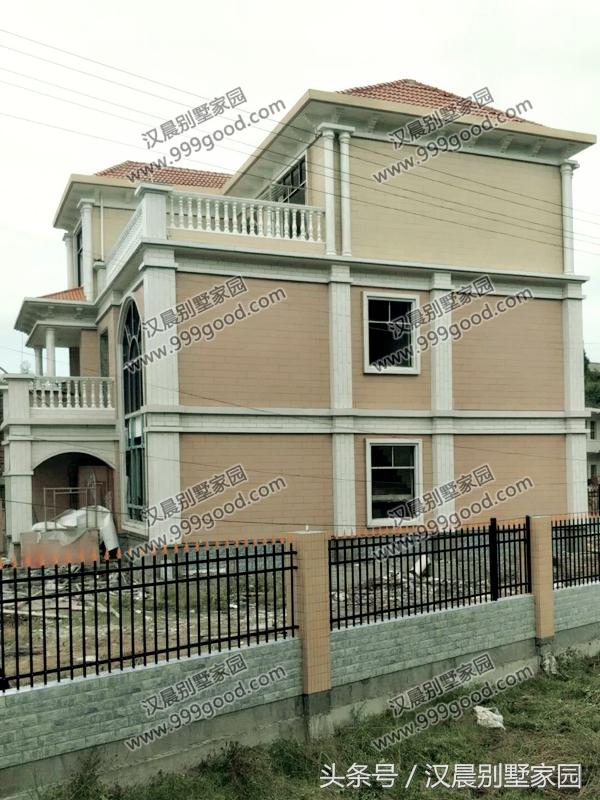 10.8X12米三層別墅設計圖，精致典雅，經濟實用，造價30萬。