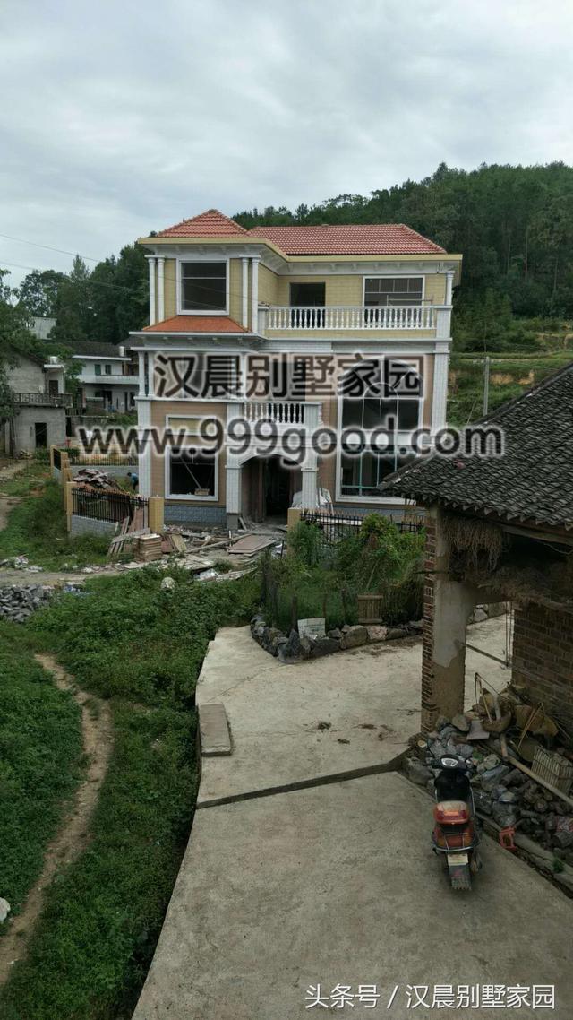 10.8X12米三層別墅設計圖，精致典雅，經濟實用，造價30萬。