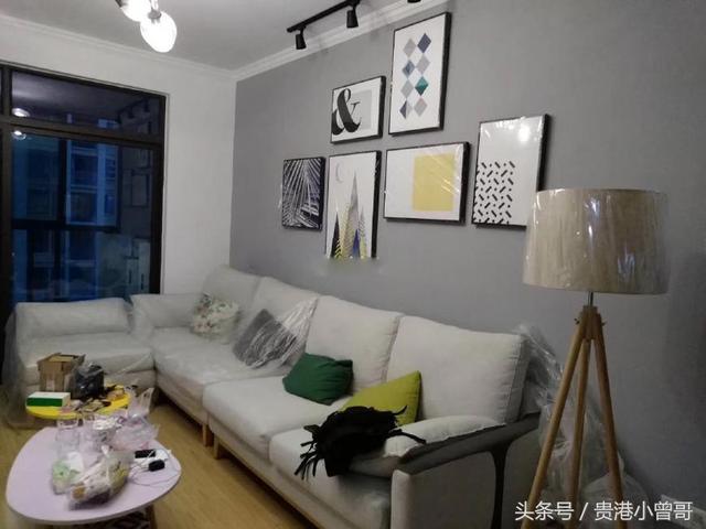 新房92㎡三房兩廳北歐風裝修，電視墻太實用。