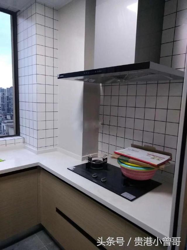 新房92㎡三房兩廳北歐風裝修，電視墻太實用。