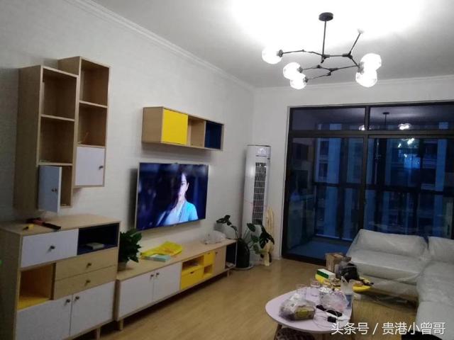 新房92㎡三房兩廳北歐風裝修，電視墻太實用。