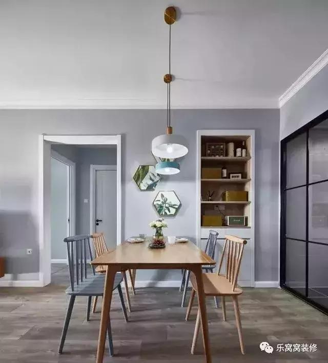 90平米三房兩廳自然簡約裝修，時尚自然又清，效果很不錯哦。