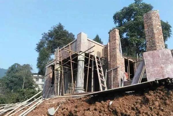 如此美觀的二層別墅設計圖，不建一棟是在太可惜了