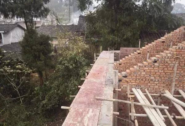 如此美觀的二層別墅設計圖，不建一棟是在太可惜了