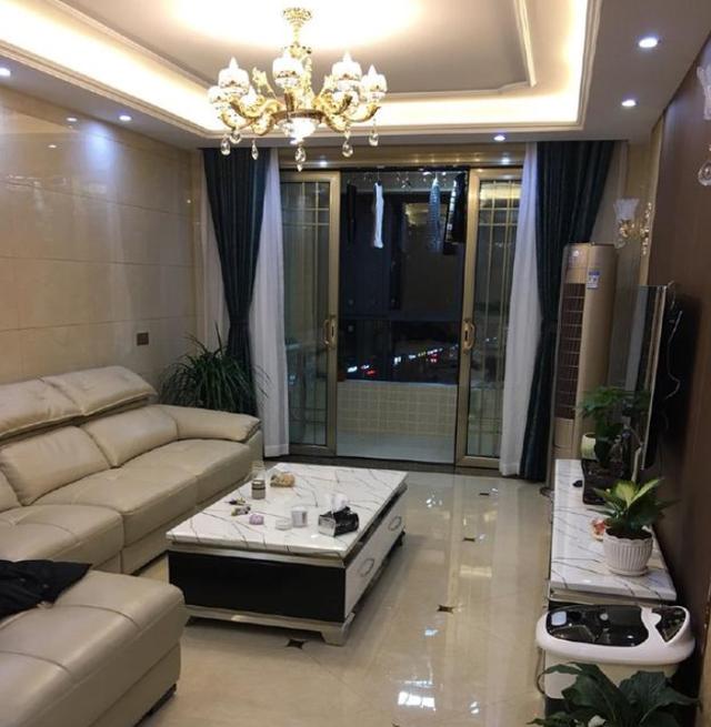 90平新房老公花35萬裝修，舒適溫馨，時尚大氣，總感覺有點貴，值不值。