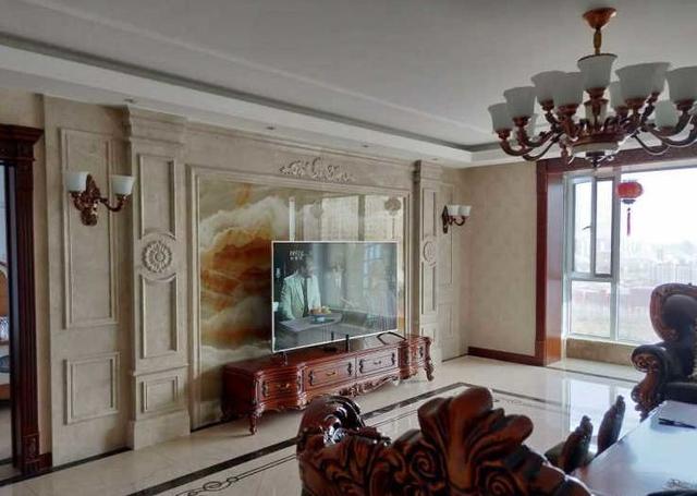 240平大房子裝修完成，裝修總共花了98萬，一房四間臥室四種裝修風(fēng)格，效果是很滿意的！