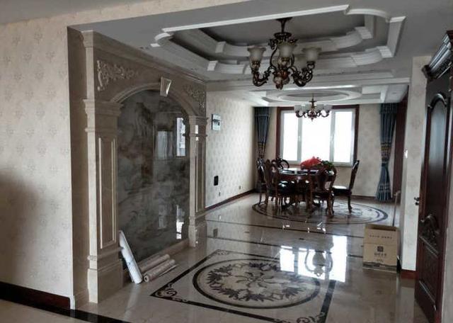 240平大房子裝修完成，裝修總共花了98萬，一房四間臥室四種裝修風(fēng)格，效果是很滿意的！