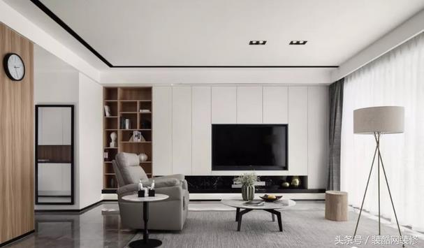 156平大戶型現(xiàn)代簡(jiǎn)約風(fēng)裝修，個(gè)性時(shí)尚，簡(jiǎn)約又實(shí)用，黑白灰加上原木打造出高品質(zhì)的生活空間。