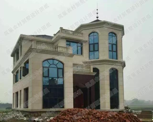 農村自建房建成效果圖展示：這套戶型設計十分獨特，是比較受歡迎的一款戶型設計方案