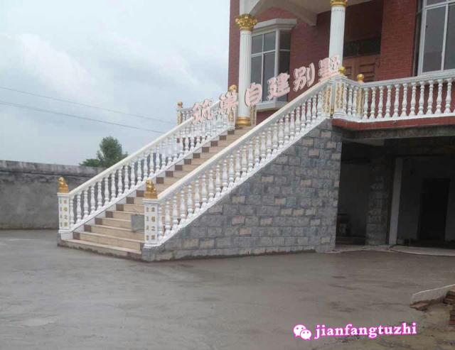 農村三層自建房設計圖，實拍圖效果圖對比，適合一般的農村家庭