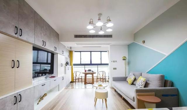 76平米簡約北歐風裝修，客廳沙發背景墻簡單又好看！