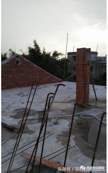 農村二層別墅自建房，簡單實用，只要10萬就能建成，很適合農村自建！