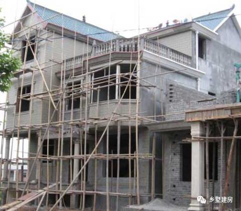 三層款外形豪華大氣的農村別墅設計圖，給你不一樣的感覺！